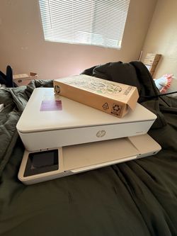 Hp envy 6155e printer / scanner with paper stock