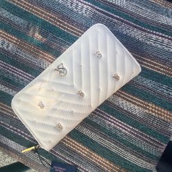 White Viktoria Secret Wallet