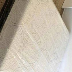 White Memory Foam Twin Size Mattress Set