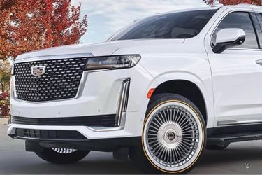 Old School Vibe on this New n Clean Cadillac Escalade on our 22"24 Wheels starting $3200 Cash OTD