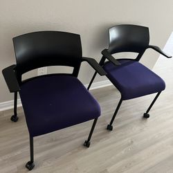 Set Of 2 Move Chairs 