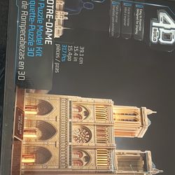 New in box 4D build Architect Notre-Dame