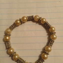 Vintage 1958 Faux pearl beaded stretch Bracelet