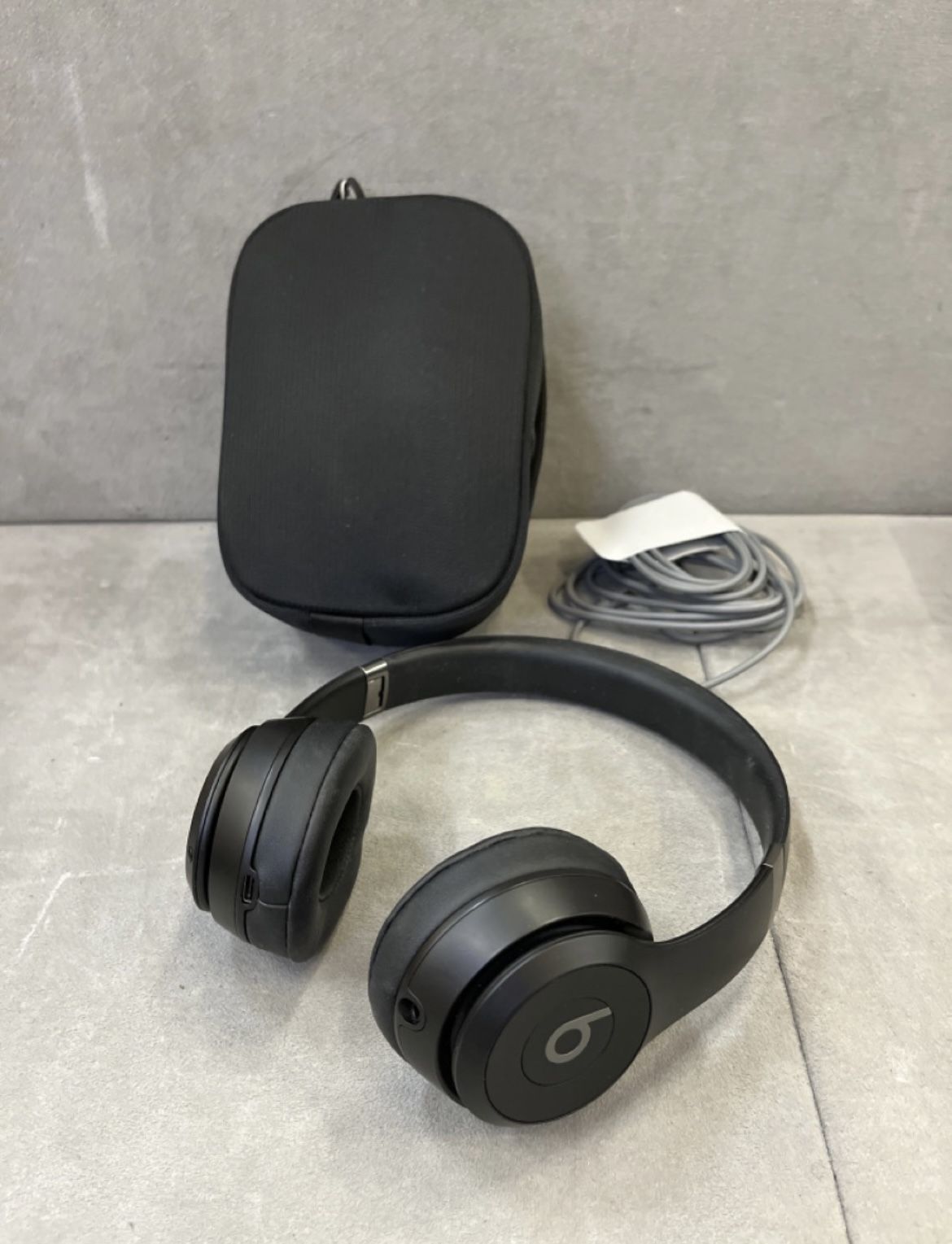 Beats Solo 4