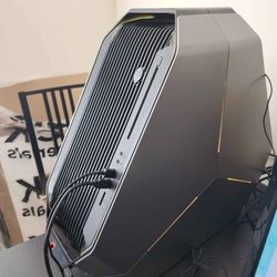 AREA 51 DESKTOP PC