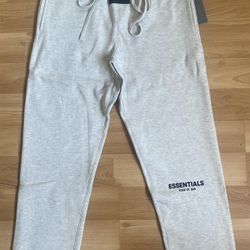 Fear of God Essentials Sweatpants (Oatmeal)
