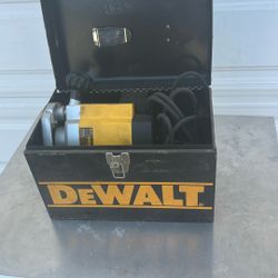 Dewalt  Router