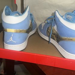 Air Jordan 1 Retro Alpha “white University Blue”