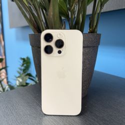 IPHONE 16 PRO UNLOCKED 