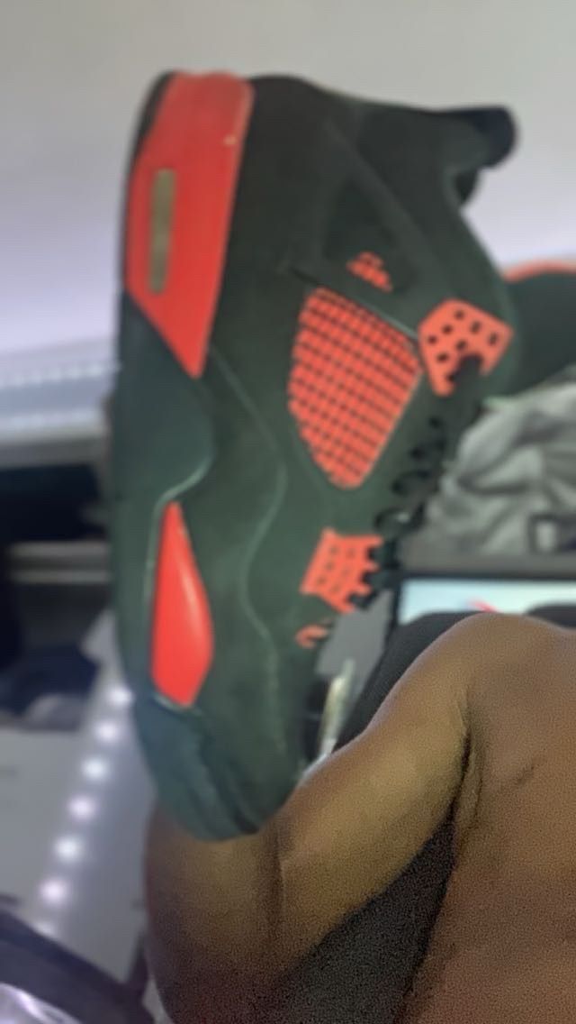 Jordan 4 Thunder Red Black