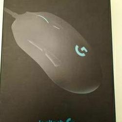 Logitech G403 Prodigy Gaming Mouse
