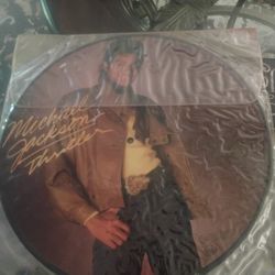 Michael Jackson Album Never Been Out Of The Sheet