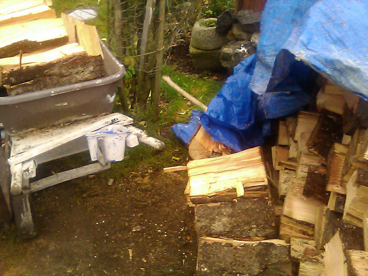 Seasoned firewood small truckload
