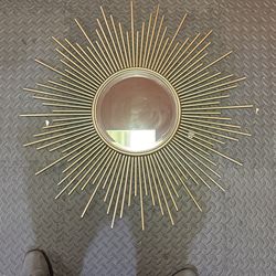 Fancy Mirror Decoration