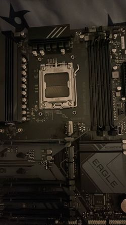 Eagle gigabyte b659 am5 WiFi