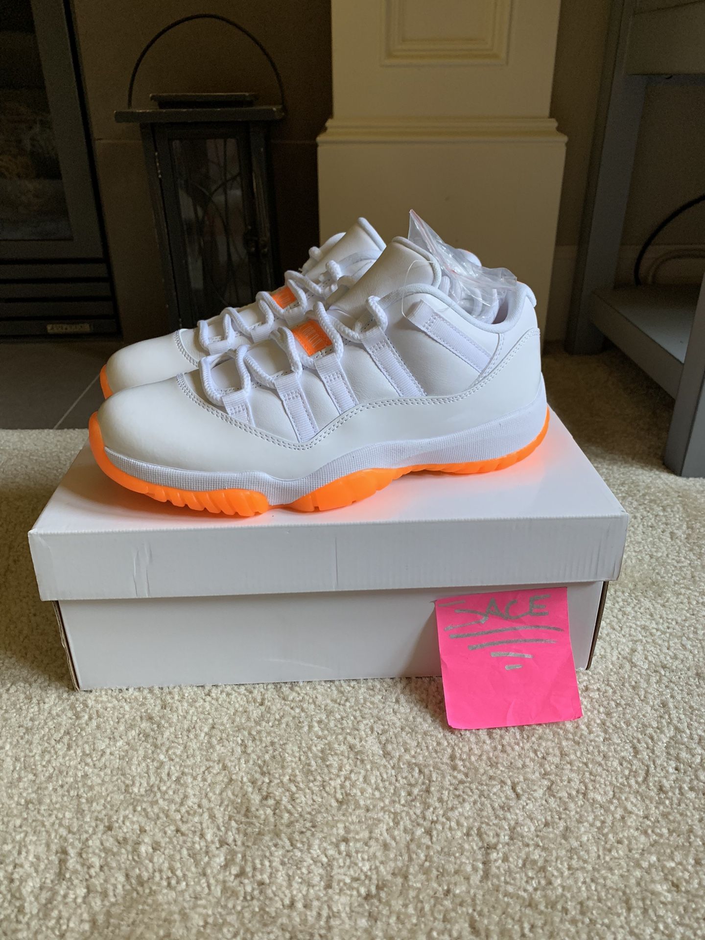 Jordan 11 low Citrus Size 8 Womens