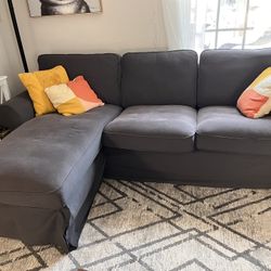 Uppland IKEA Sofa w/movable Chaise 