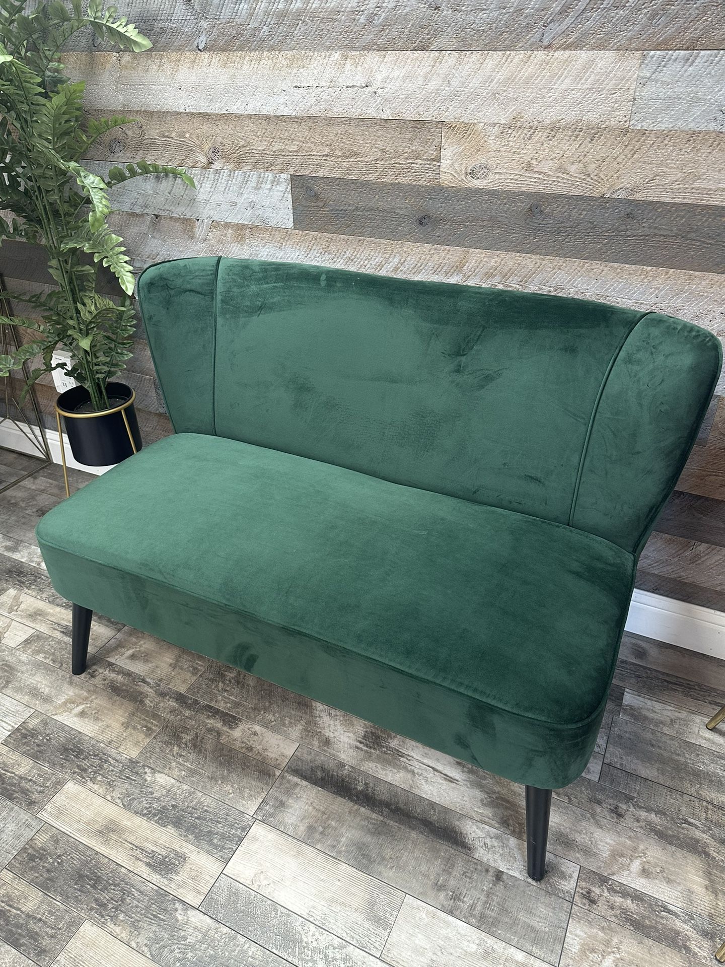 Emerald Green Accent Couch 