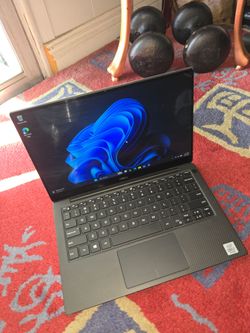 Dell xps 13 9300 core i5 10th gen 8gbs of ram 256gb ssd running windows 11