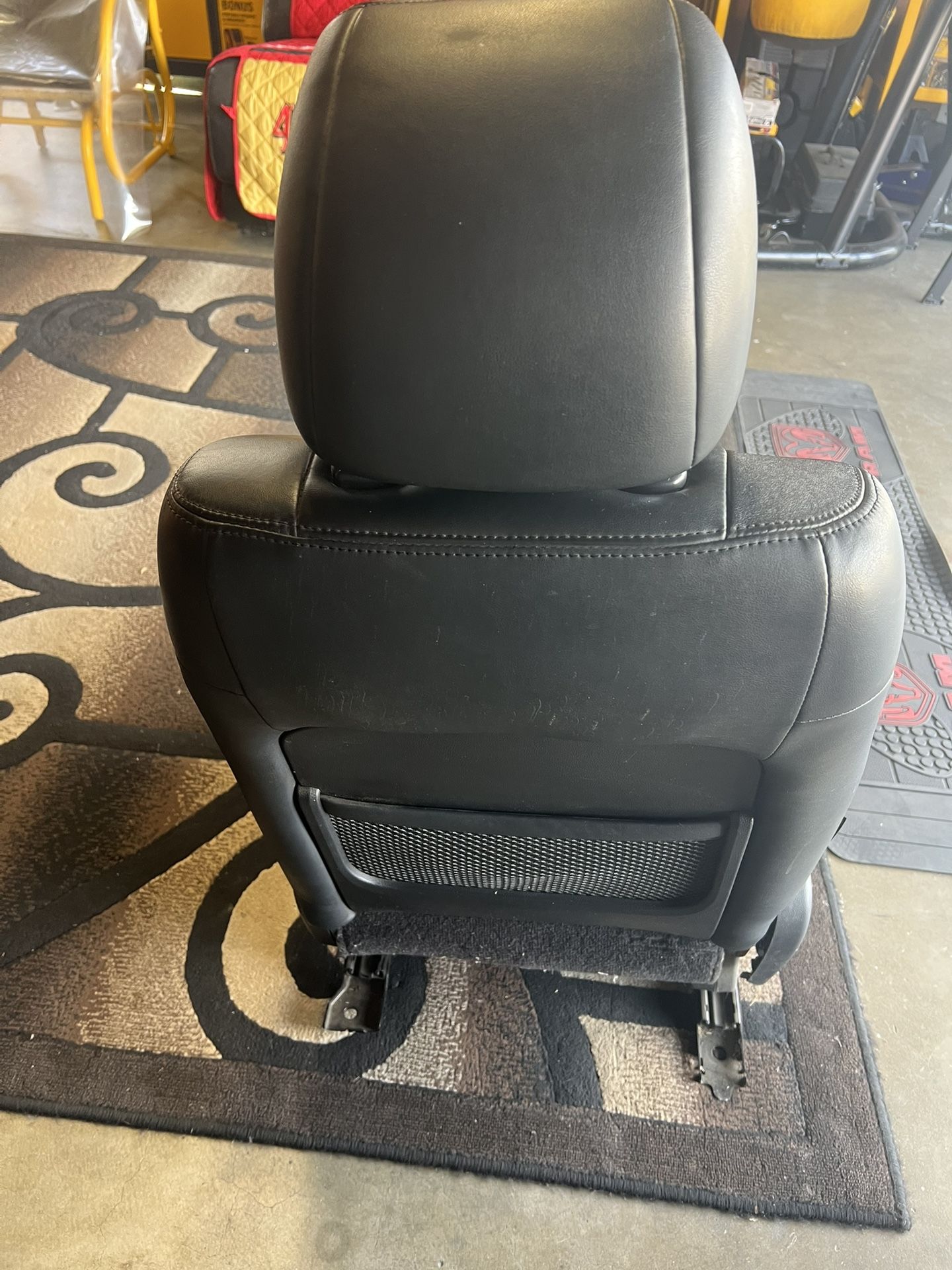 Asiento 💺 Para Infinity Sedan 