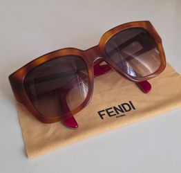 Fendi FS5276 (Color 215) Blonde Havana sunglasses