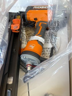 3-1/2 in. Round Head Framing Nailer  21