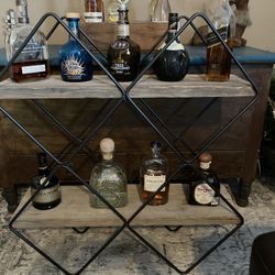 Wood/metal Shelve