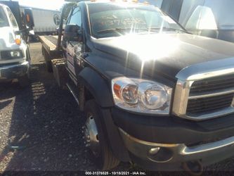 I am selling a 2008 Dodge 5500 flat bed tow WITH wheel lift truck -265,900 miles- auto trans- DOES NOT RUN- FLOOD DAMAGE- SALVAGE TITLE- truck is loca