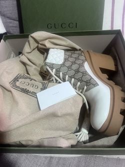 Gucci GG Supreme Boots 
