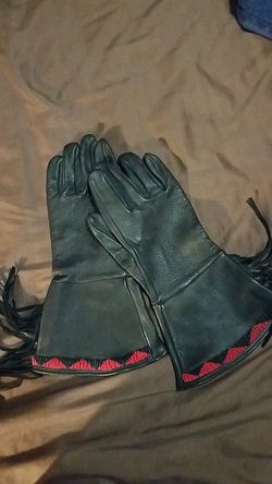 Custom made leather riding gloves