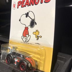Hot Wheels Peanuts Volkswagen Beetle And 85 Honda Cr-x $8 Each 