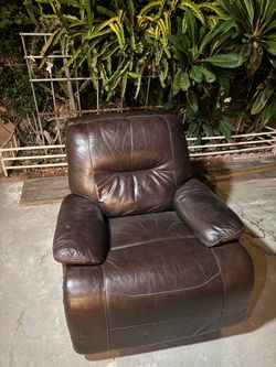 Reclining chair