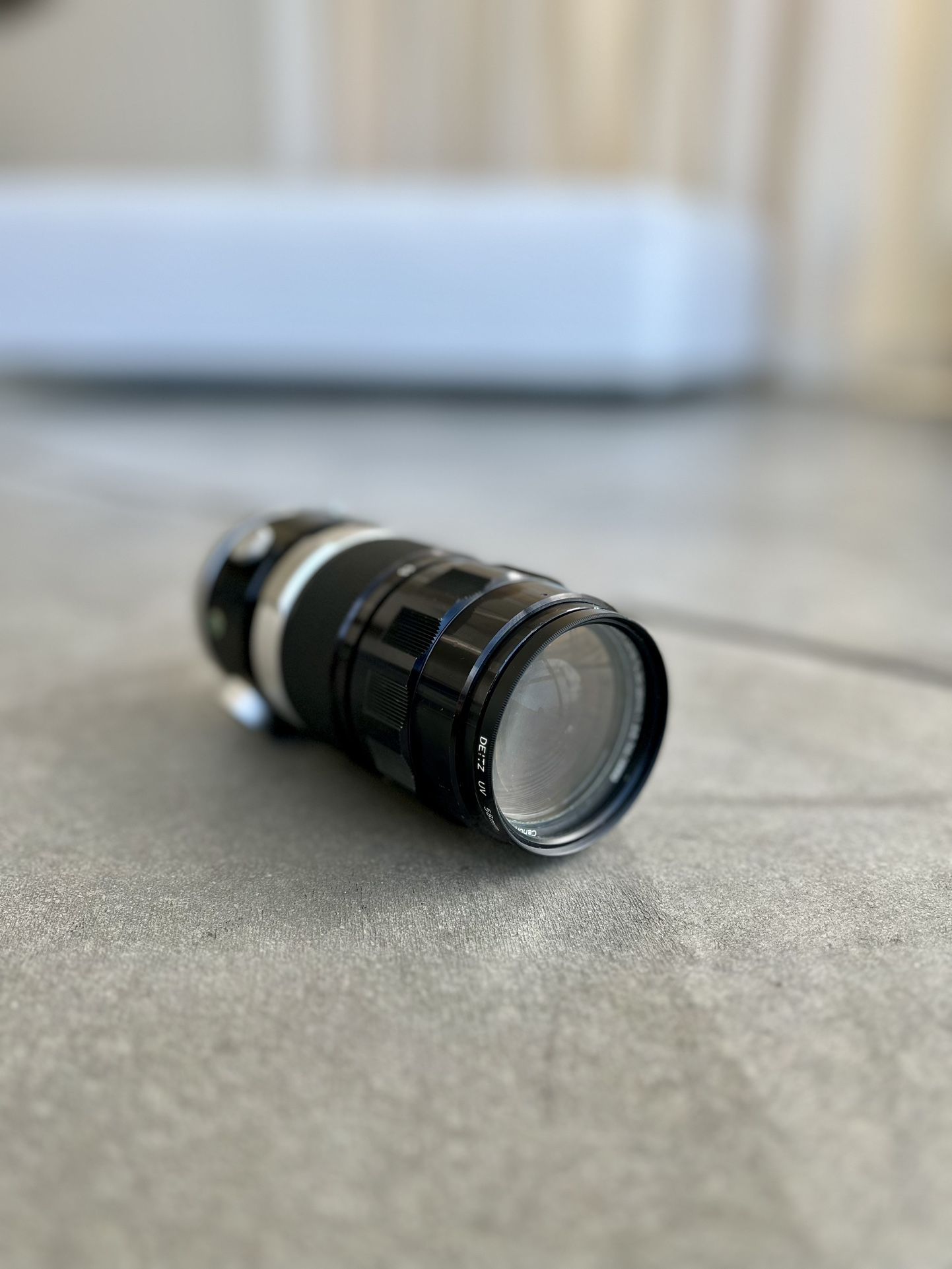 CANON FL 55-135 mm f/3.5 Zoom MF Lens With Rearcap