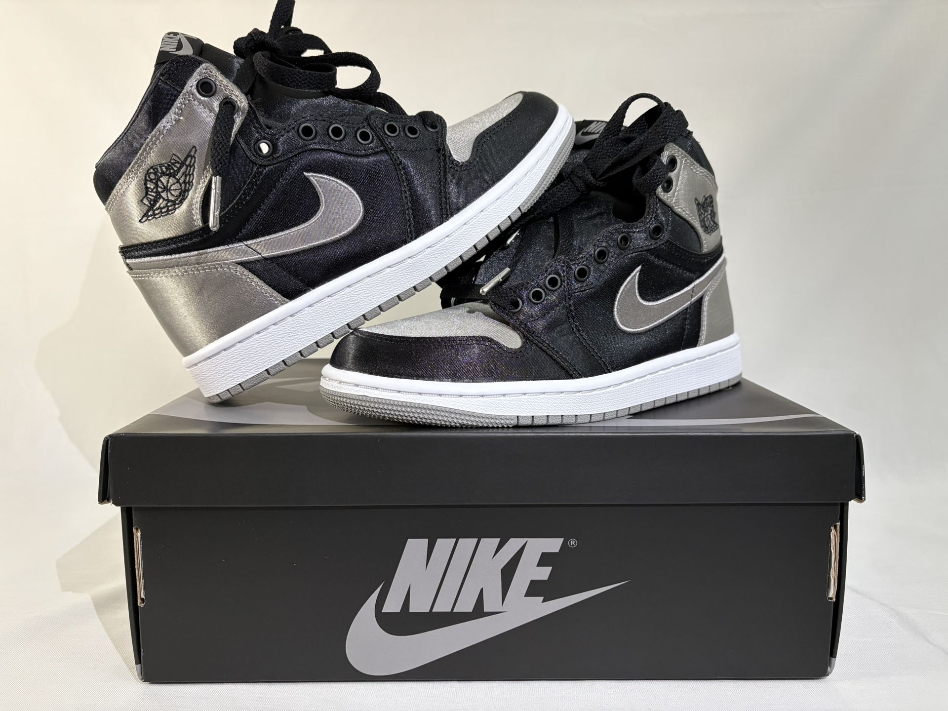 Jordan 1 Satin Shadow