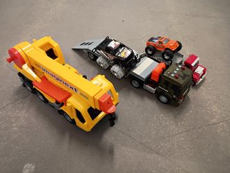 The 2 Medium & Mini Trucking Their Monster Trucks 