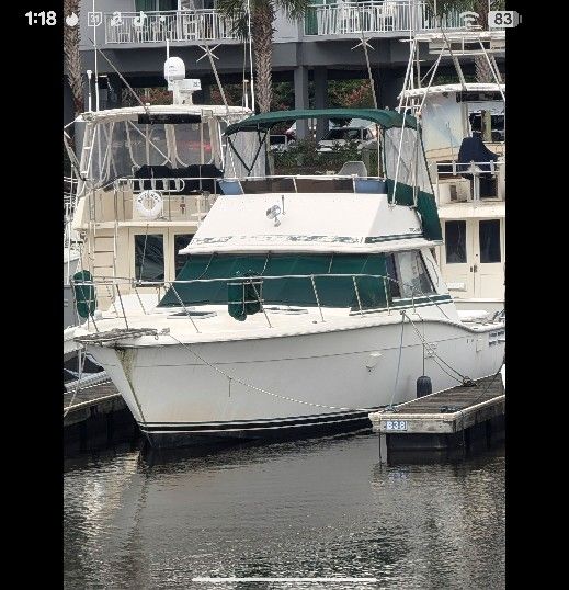 1987 TROJAN F-36 SEDAN BRIDGE