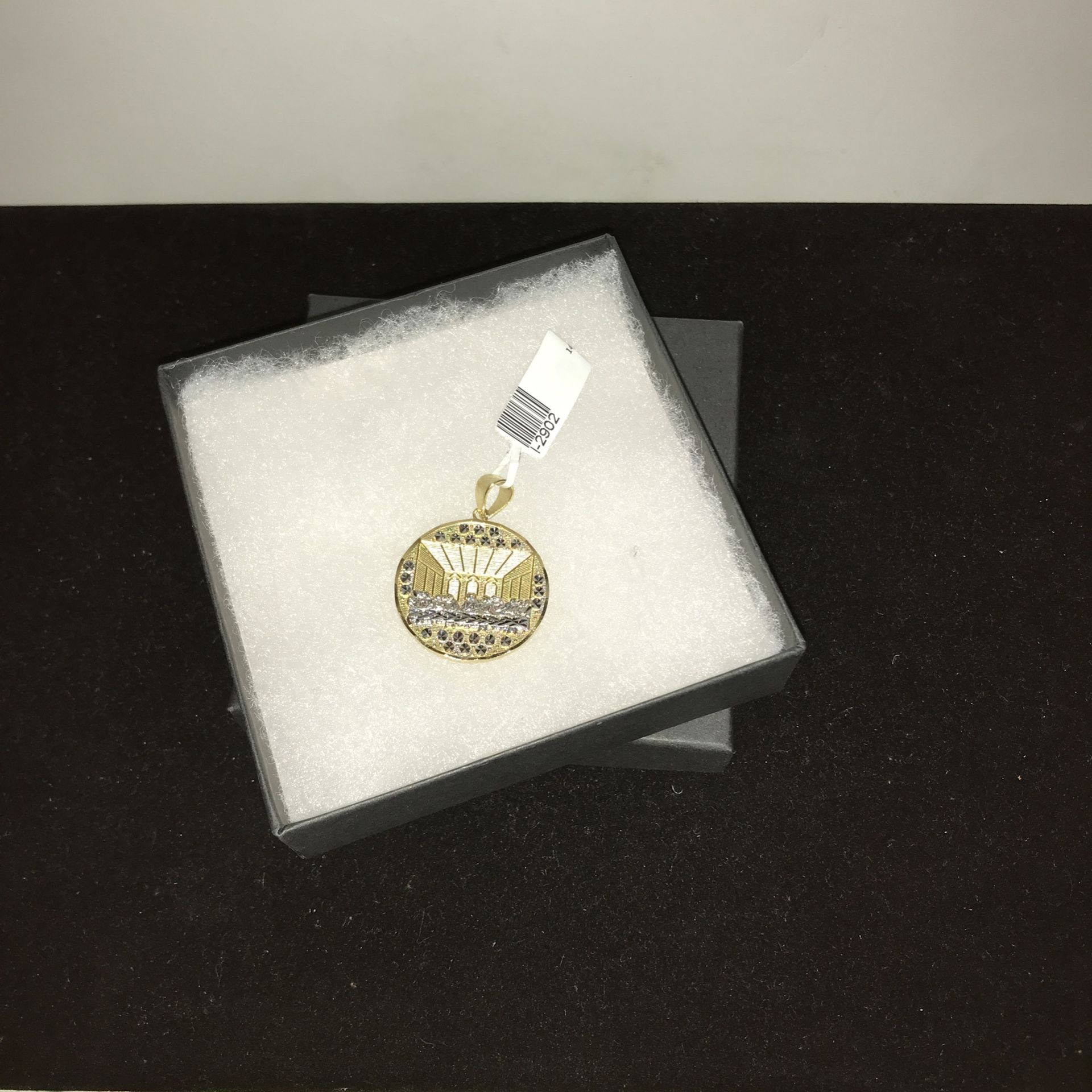 I-2902 14KYG LAST SUPPER DIAMOND CUT PENDENT