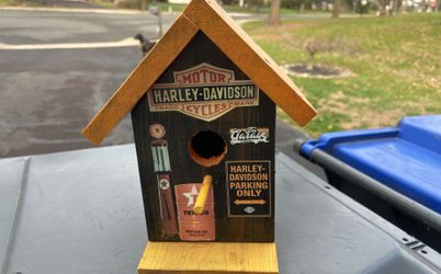 Hand Made. Harley Davidson  birdhouse