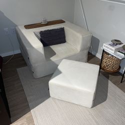 Convertible Sleeper Chair (twin size bed)