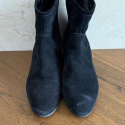 COCONUTS BY MATISSE Flat Black Ankle Boot Zip Back Sz 9.5