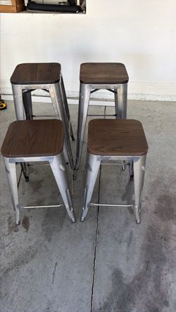 Set of 4 Metal Bar Stools with Wood Seats