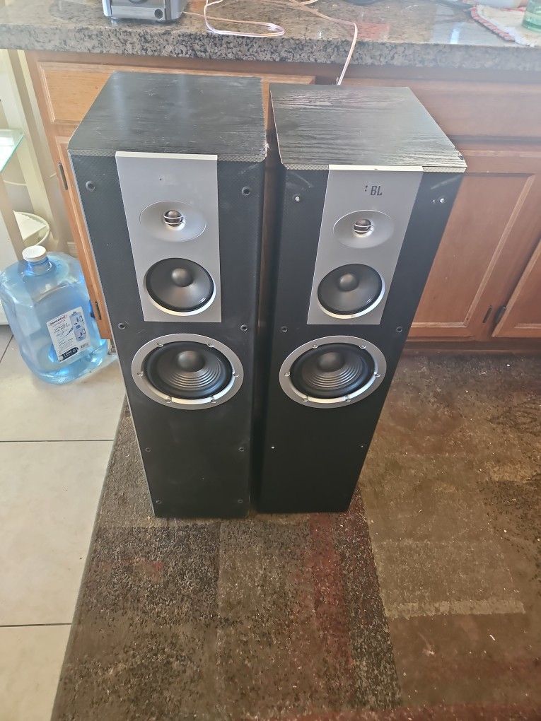 JBL VENUE SERIES STAGE Tower Speakers