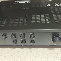 TOA 700 Series Amplifier Model A-712 Professional 