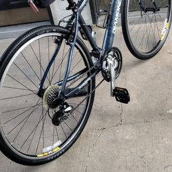 Diamondback Insight Aluminum Hybrid Bike 
