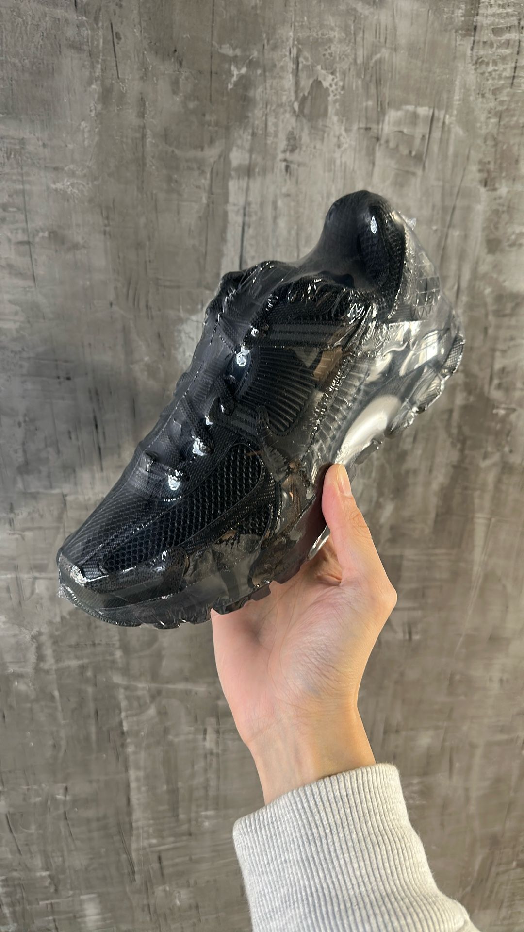 Nike Zoom Vomero 5 Triple Black