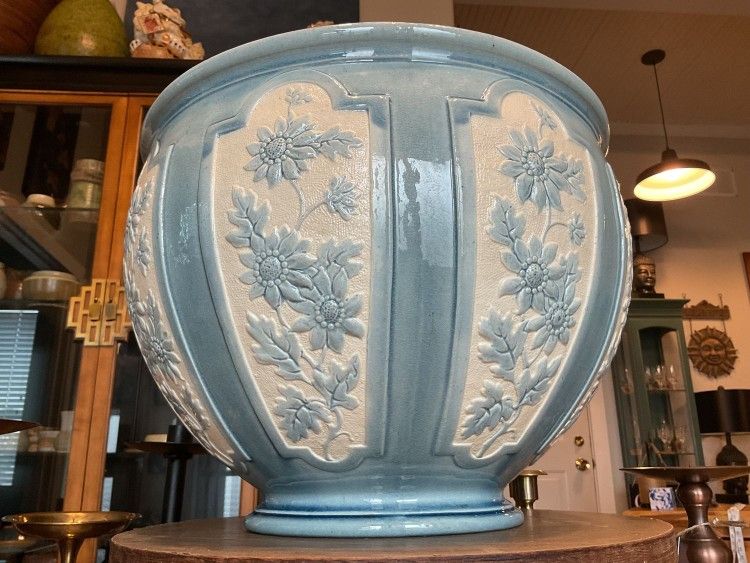 Burmantofts Faience Jardiniere Antique Pot