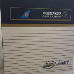 China Southern Airbus A380(B-6136) JC Wings 1/200 Model With Stand In Box