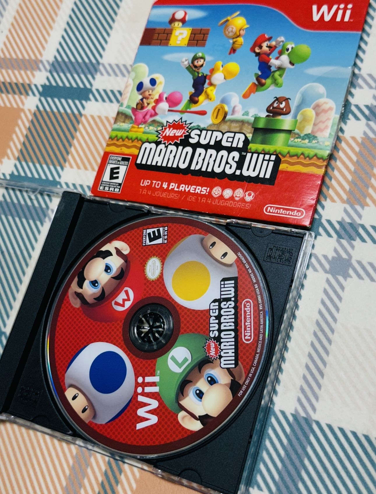 New Super Mario Bros. Wii (Nintendo Wii, 2006) Disc Only Tested READ