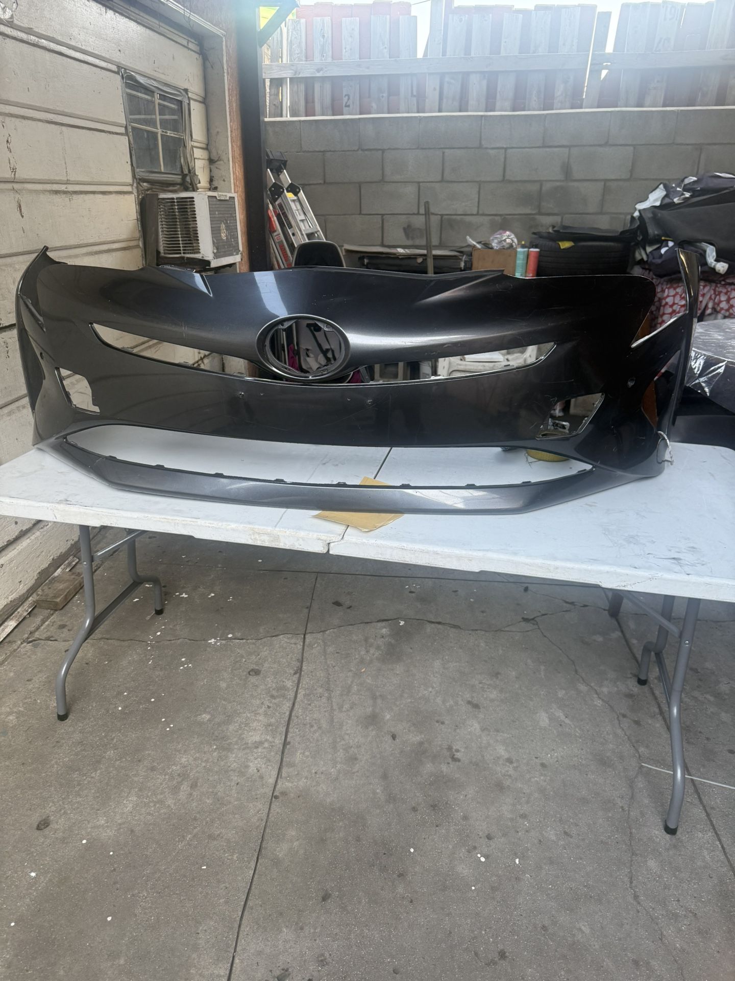 2017. Prius. Bumper