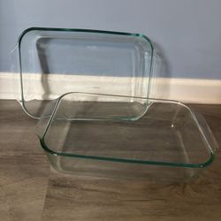 Pyrex Casserole Dishes